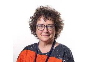 Elin Jones MS
